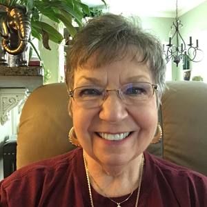 Meet your Posher, Carolyn